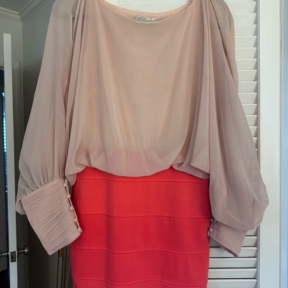 NWT Coral and Nude Dress 👗